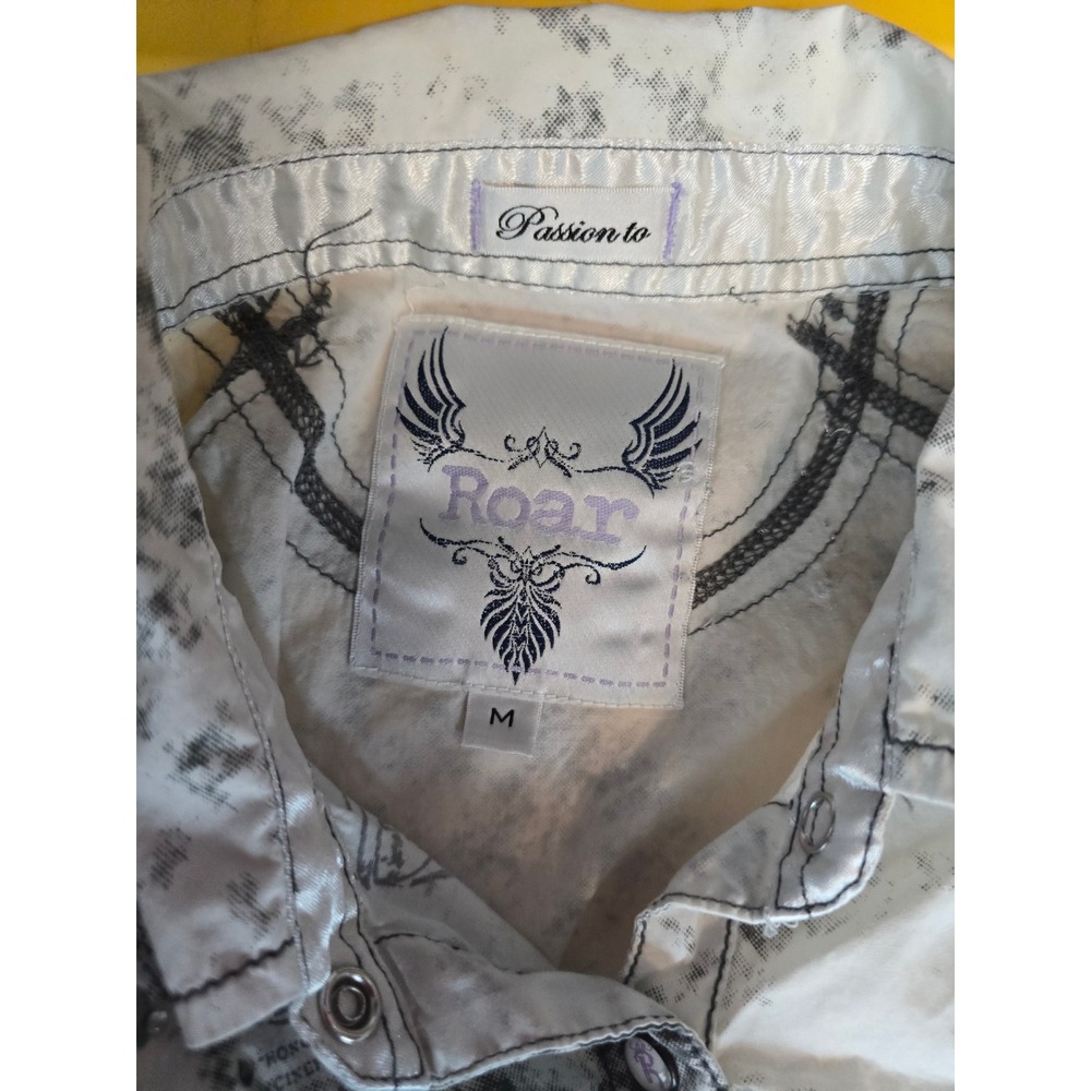Roar Passion To Womens Western Snap Shirt White Black Rhinestone Acid Wash Med - Picture 6 of 7